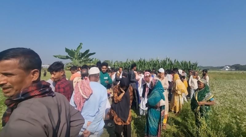 শিবচরে ভ্যানচালকের গলাকাটা মরদেহ উদ্ধার